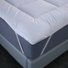 Load image into Gallery viewer, Breeze Premium Organic Cotton Ultimate Comfort Mattress Topper Queen Size - breezehomeau